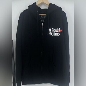 Mens Market x Squid Game x Netflix by PacSun Graphic Zip Up Hoodie Unisex NWT